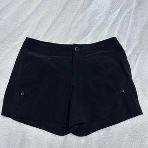 black athleta shorts size 0